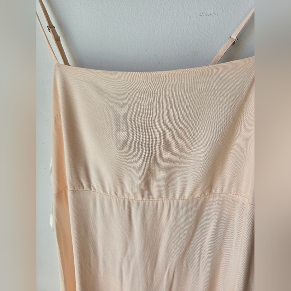 PAPER HEART Australia Maxi Dress with Tropical Print Blush Nude Tie Back Size L - Picture 2 of 5